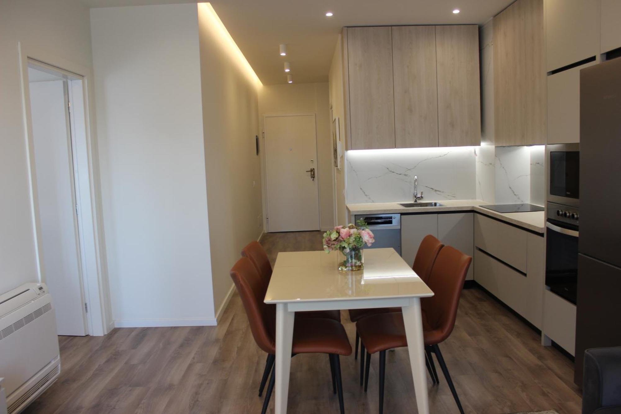 Delight Apartment Tirana Exteriör bild